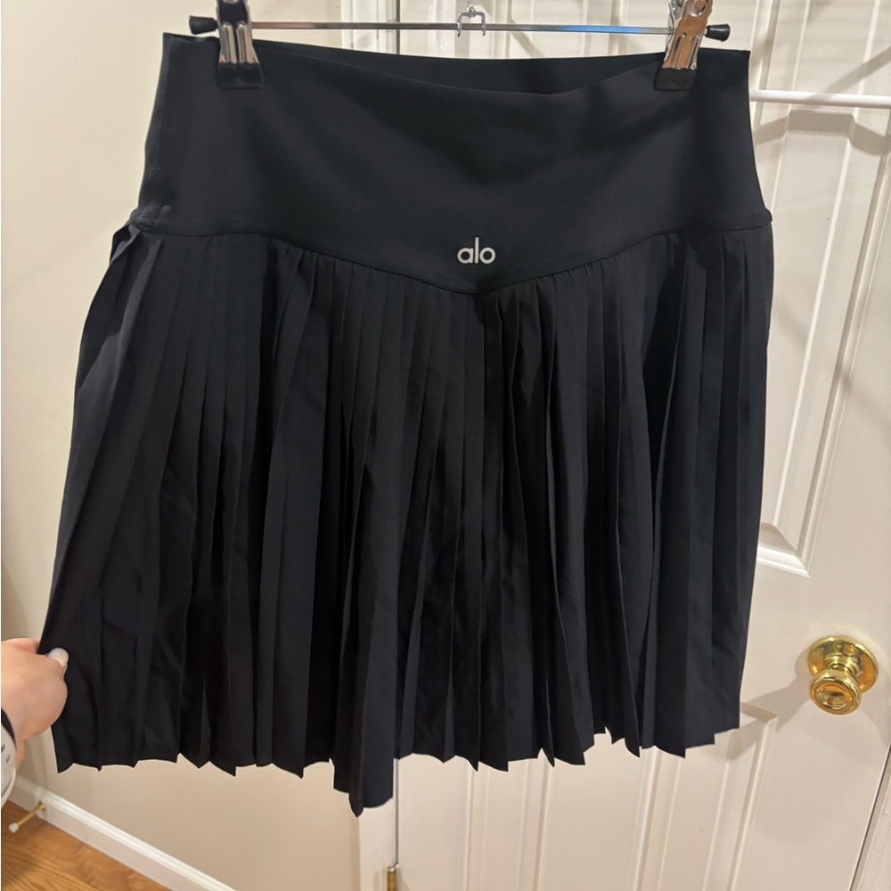 ALO Yoga Black Pleated Mini Skirt